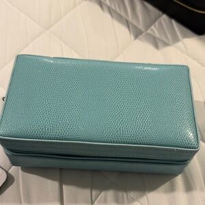 Elegant Blue Women's jewelry Bag